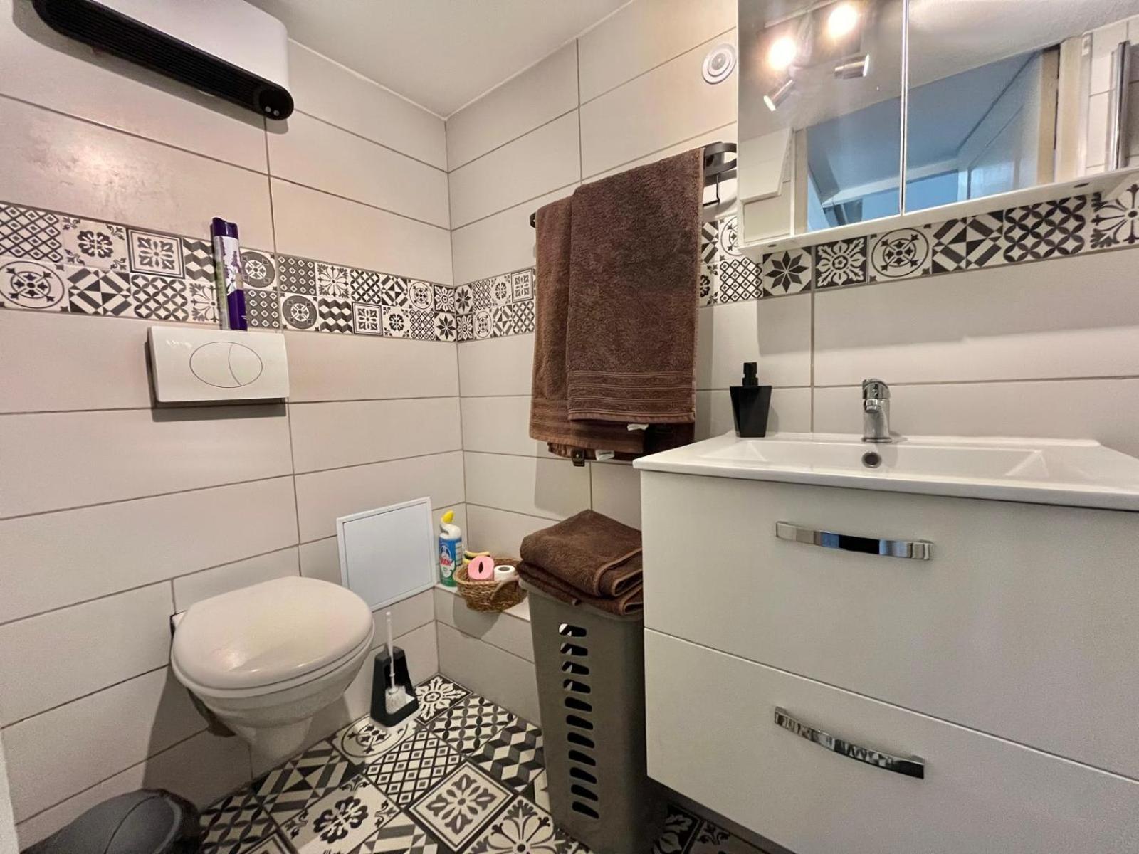 Chez Ben Avec Tout Le Confort Clim Wifi Netflix Gratuit Castres  Exterior foto